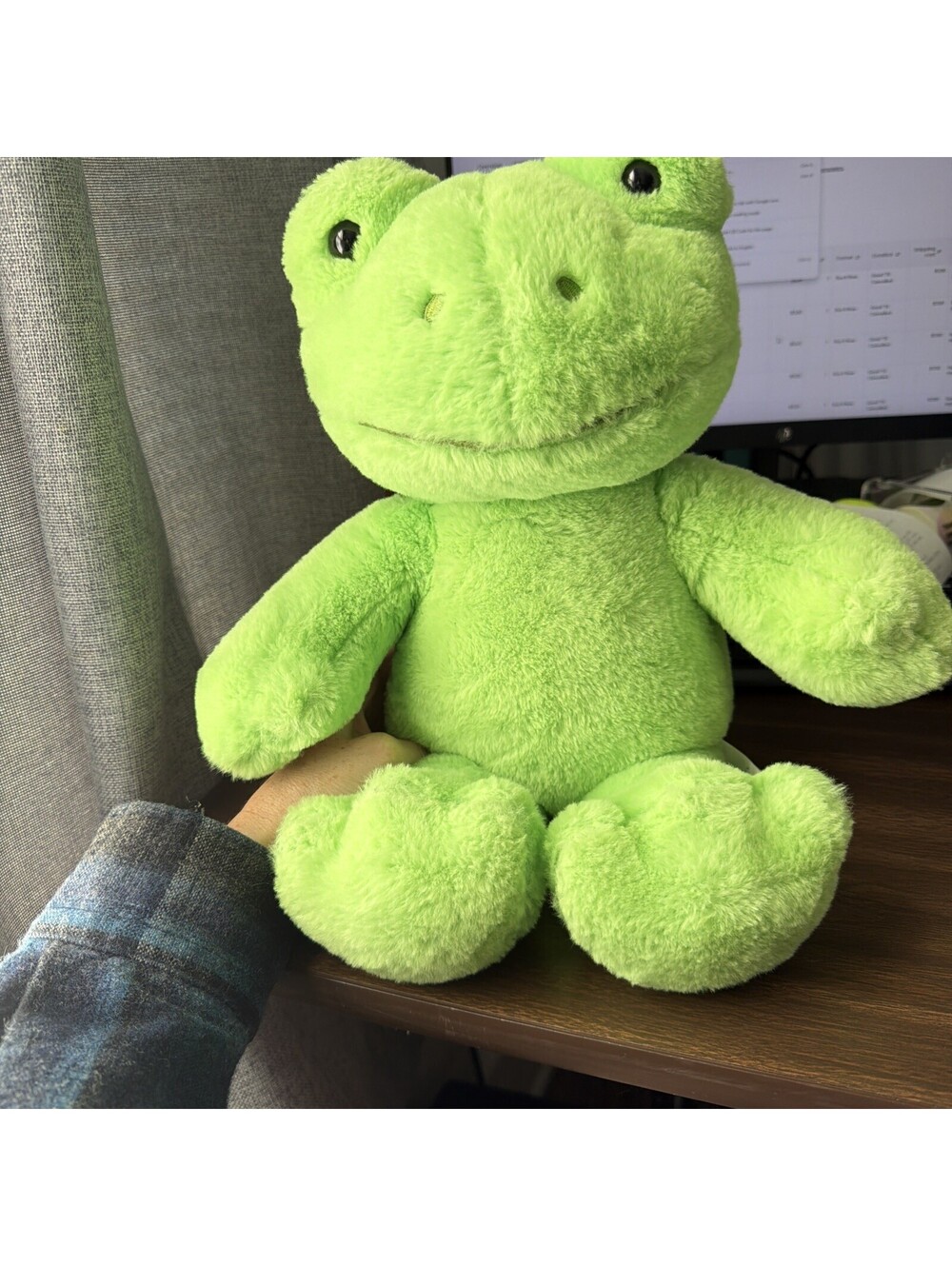 Build-A-Bear Workshop 15 inch Spring Green Frog Plush